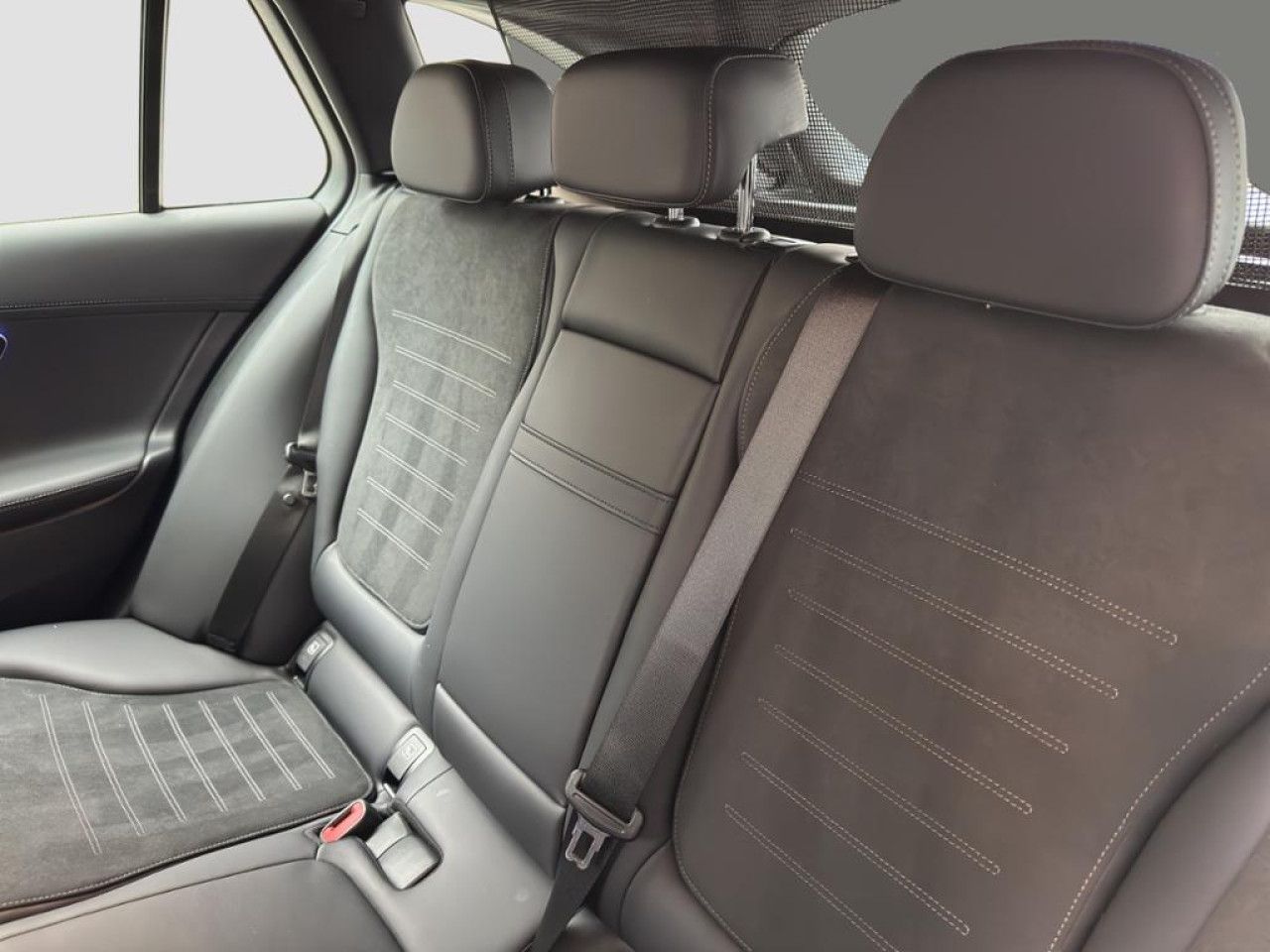 Mercedes-Benz C-Klasse – Bild 12