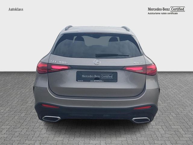 MERCEDES-BENZ GLC 2024 — imagine 4