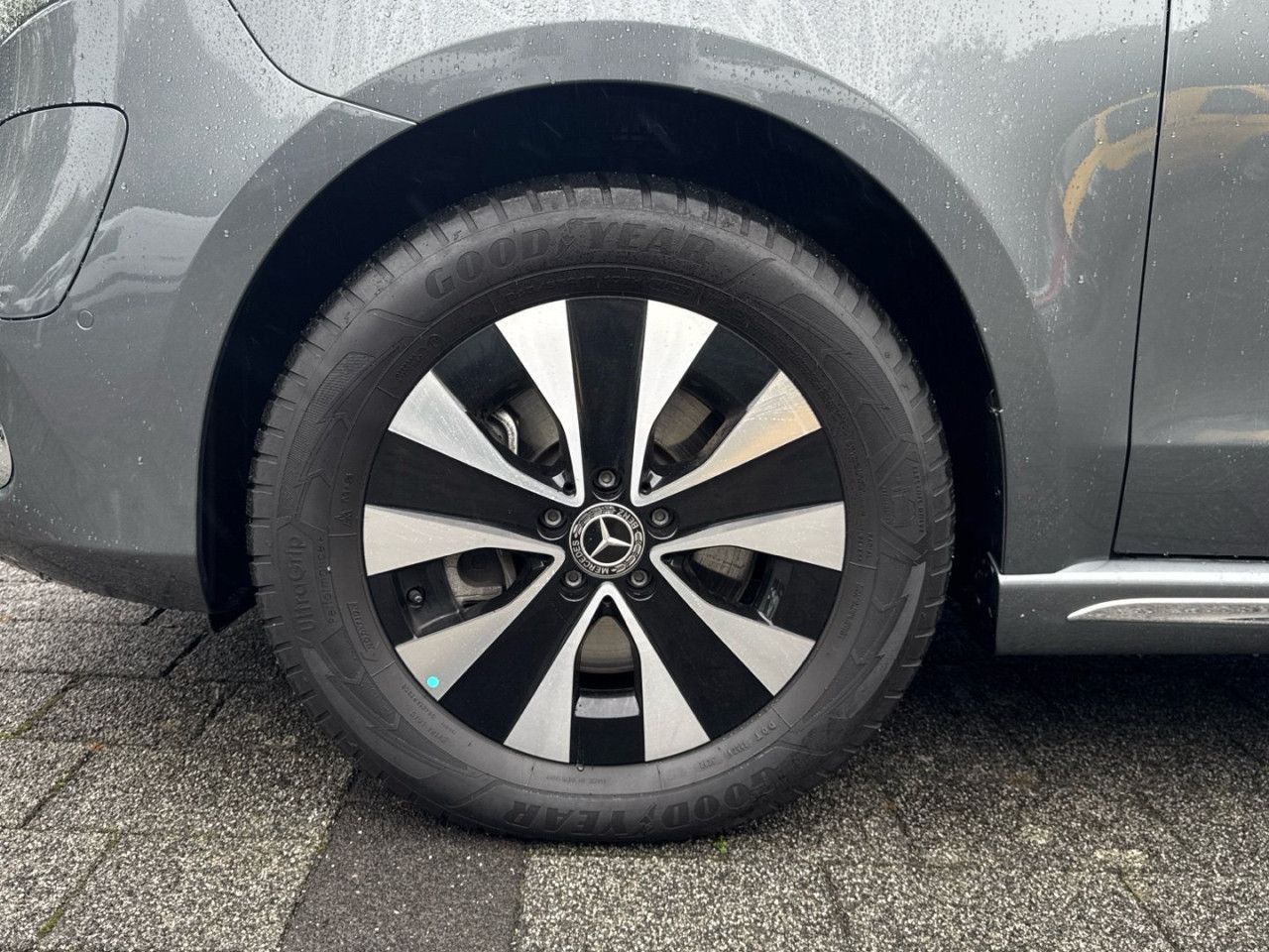 Mercedes-Benz EQV – Bild 7