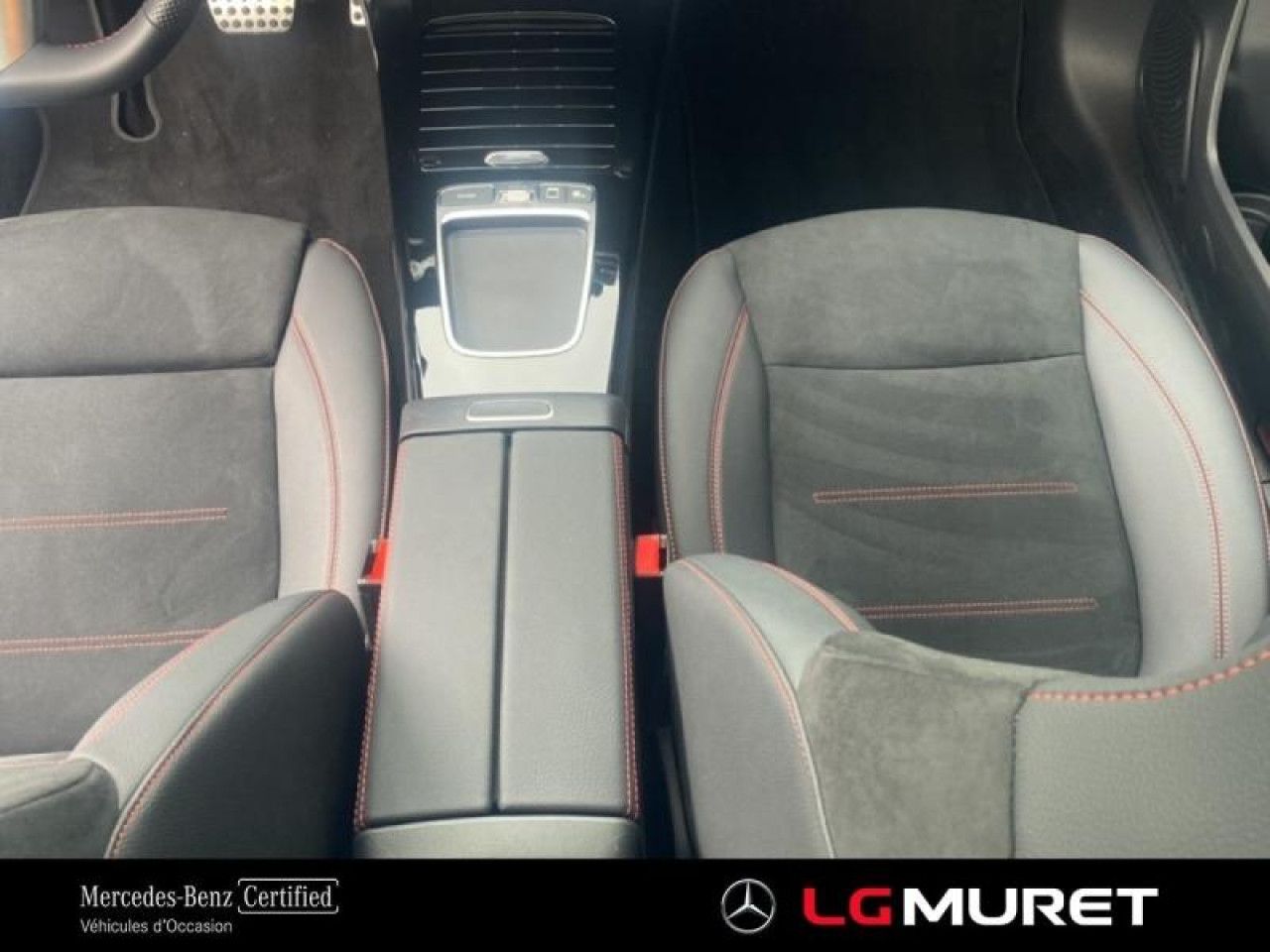 Photo du v&eacute;hicule 13 / 18