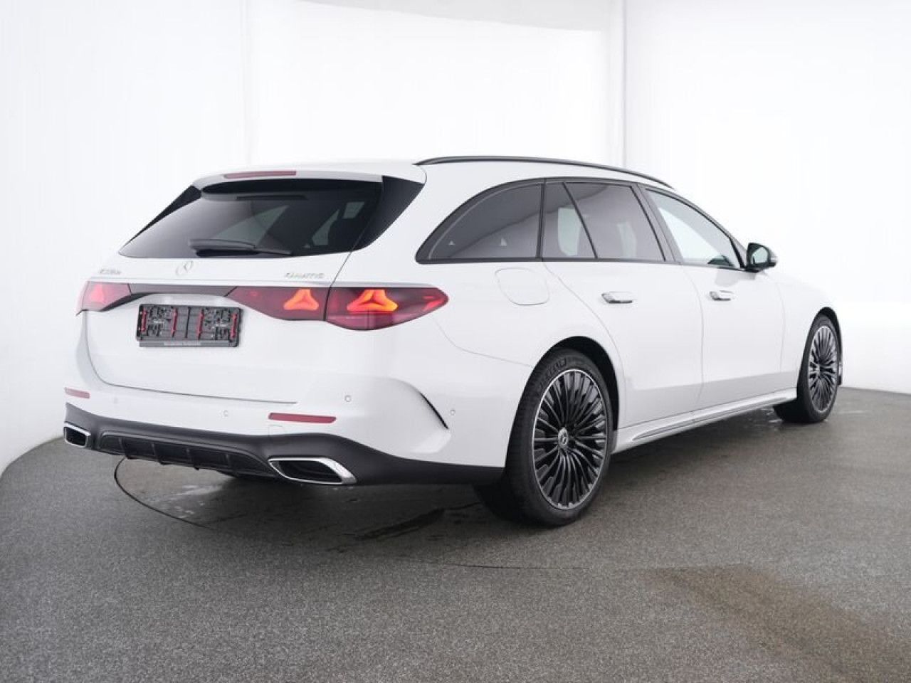 Mercedes-Benz E-Klasse – Bild 2
