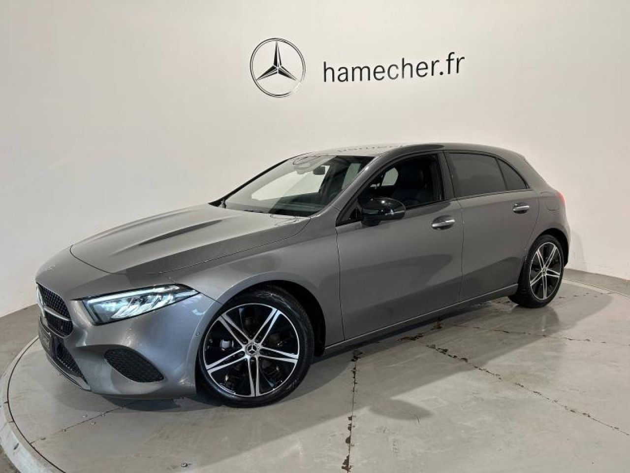Photo du véhicule 1 / 18