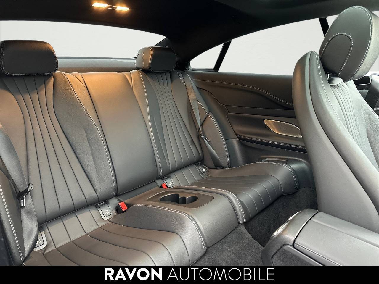 Photo du v&eacute;hicule 17 / 18