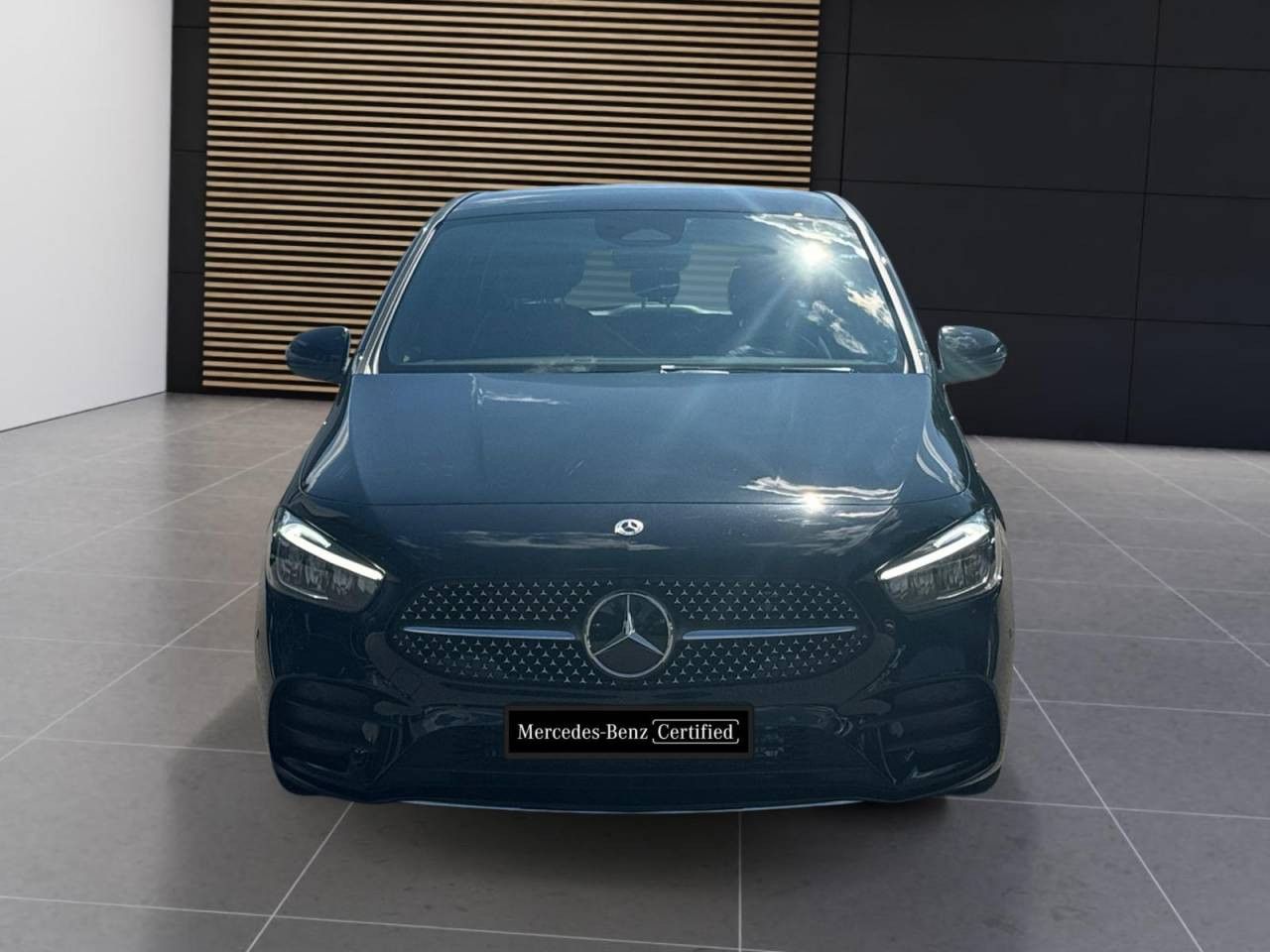 Photo du véhicule 2 / 18