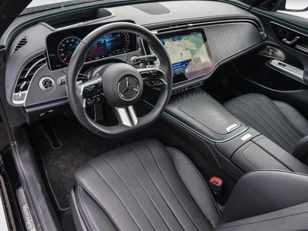 Mercedes-Benz E-Klasse – Bild 8
