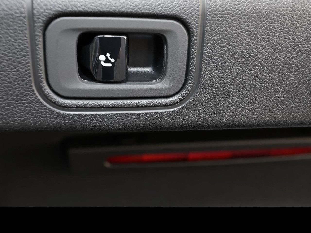Mercedes-Benz E-Klasse – Bild 17
