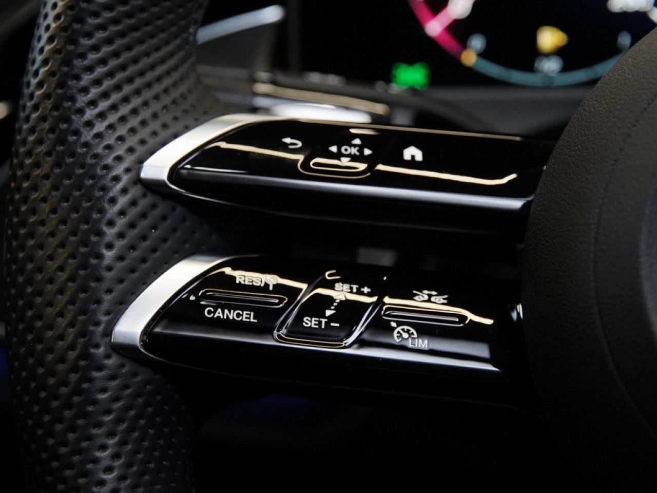 Mercedes-Benz E-Klasse – Bild 18