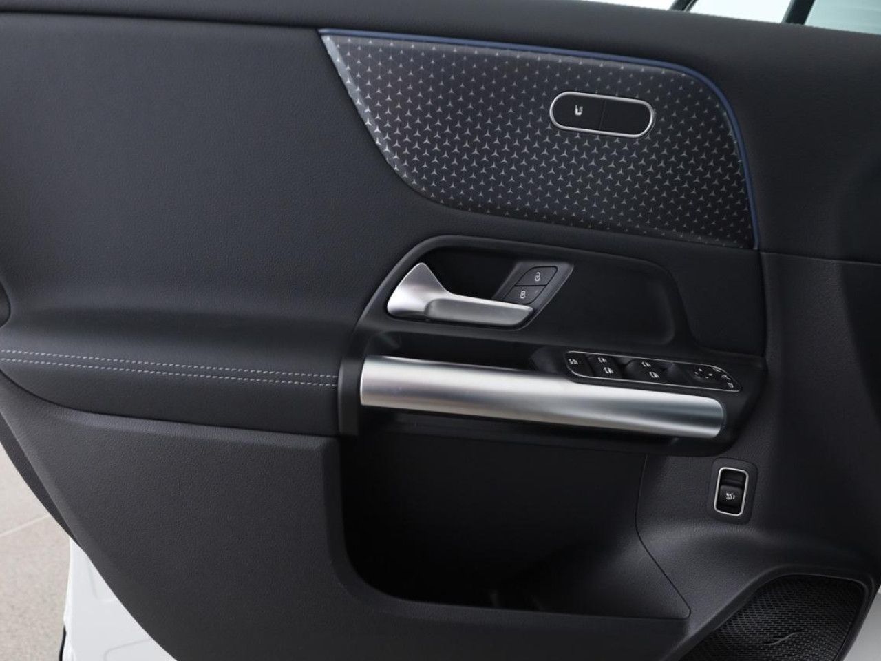 Mercedes-Benz EQA – Bild 13