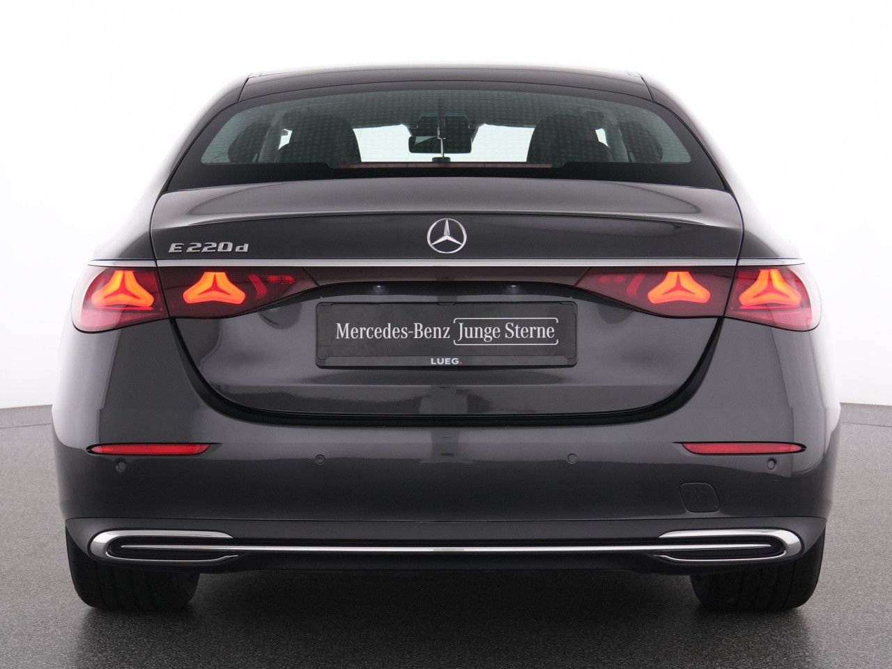 Mercedes-Benz E-Klasse – Bild 15