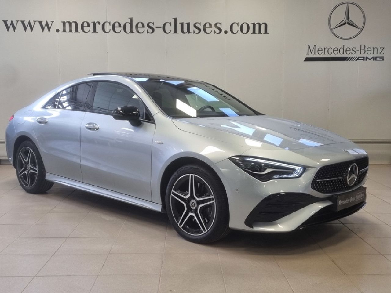 Photo du v&eacute;hicule 8 / 18