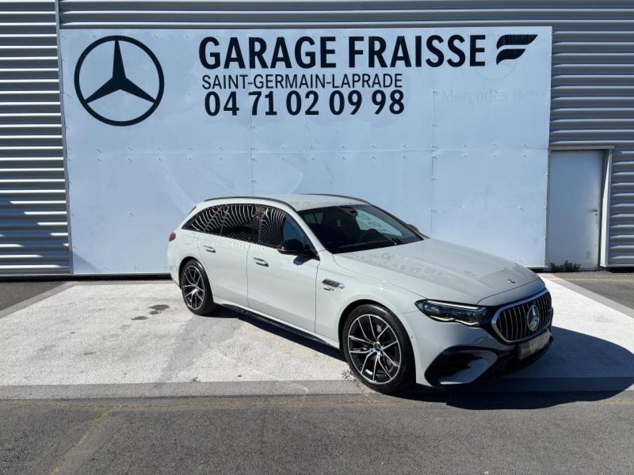 Photo du v&eacute;hicule 2 / 16