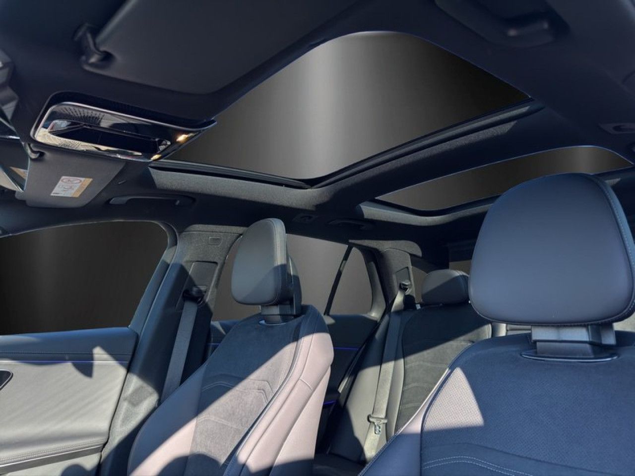 Mercedes-Benz E-Klasse – Bild 14