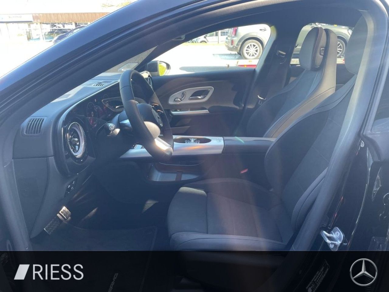 Mercedes-Benz CLA – Bild 2