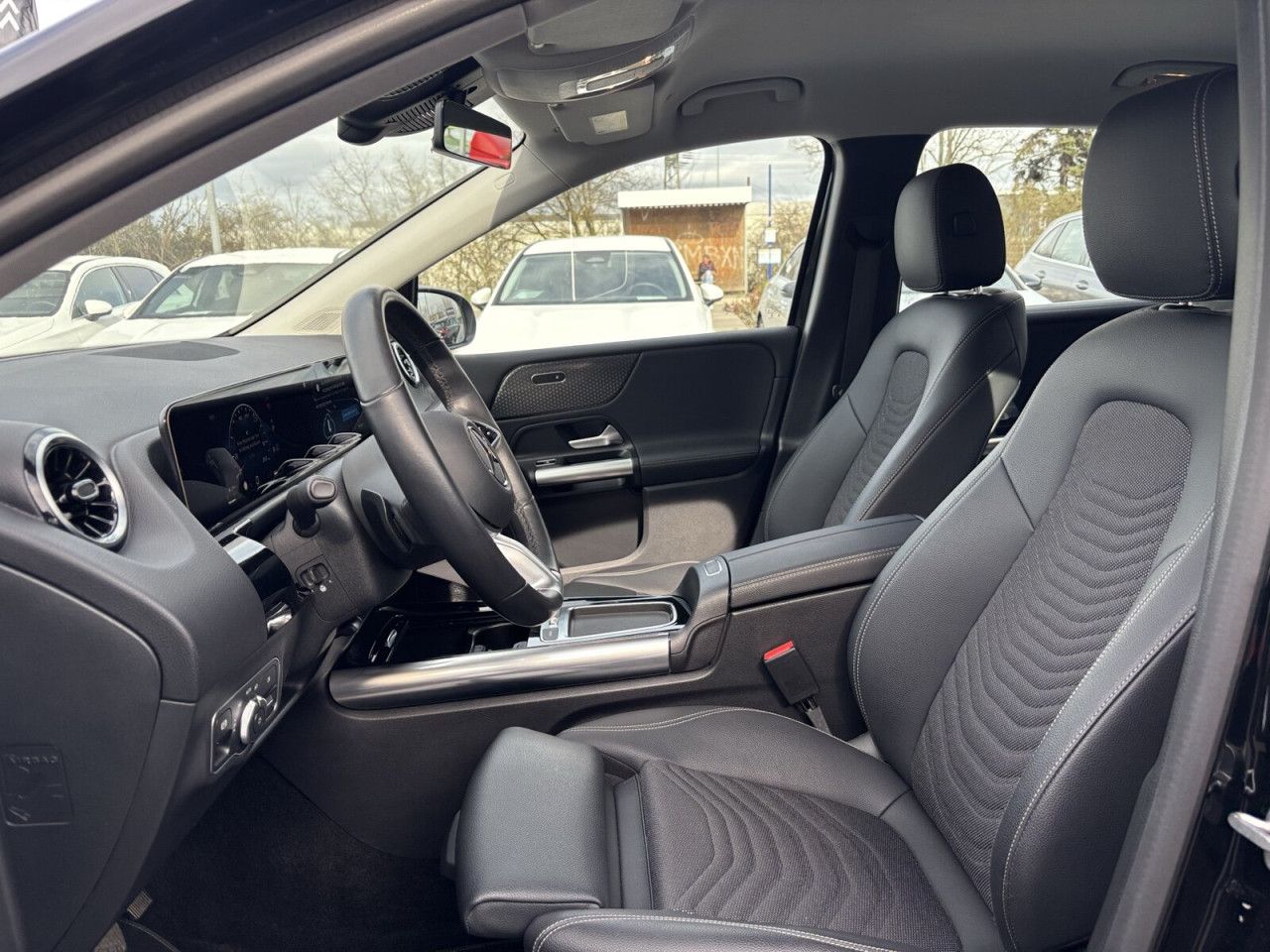 Fahrzeugbild 10 / 24