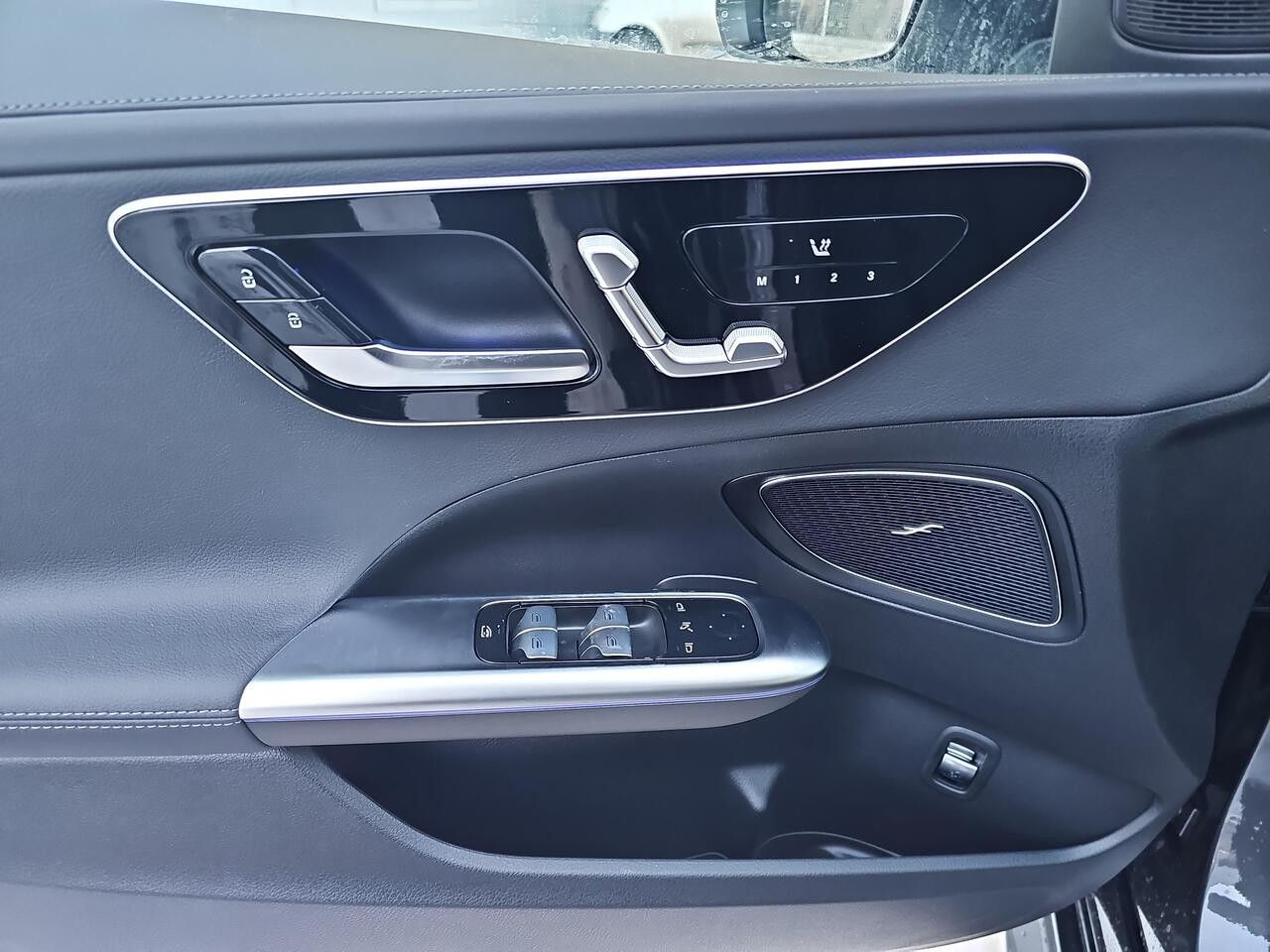 Zdjęcie pojazdu 15 / 23