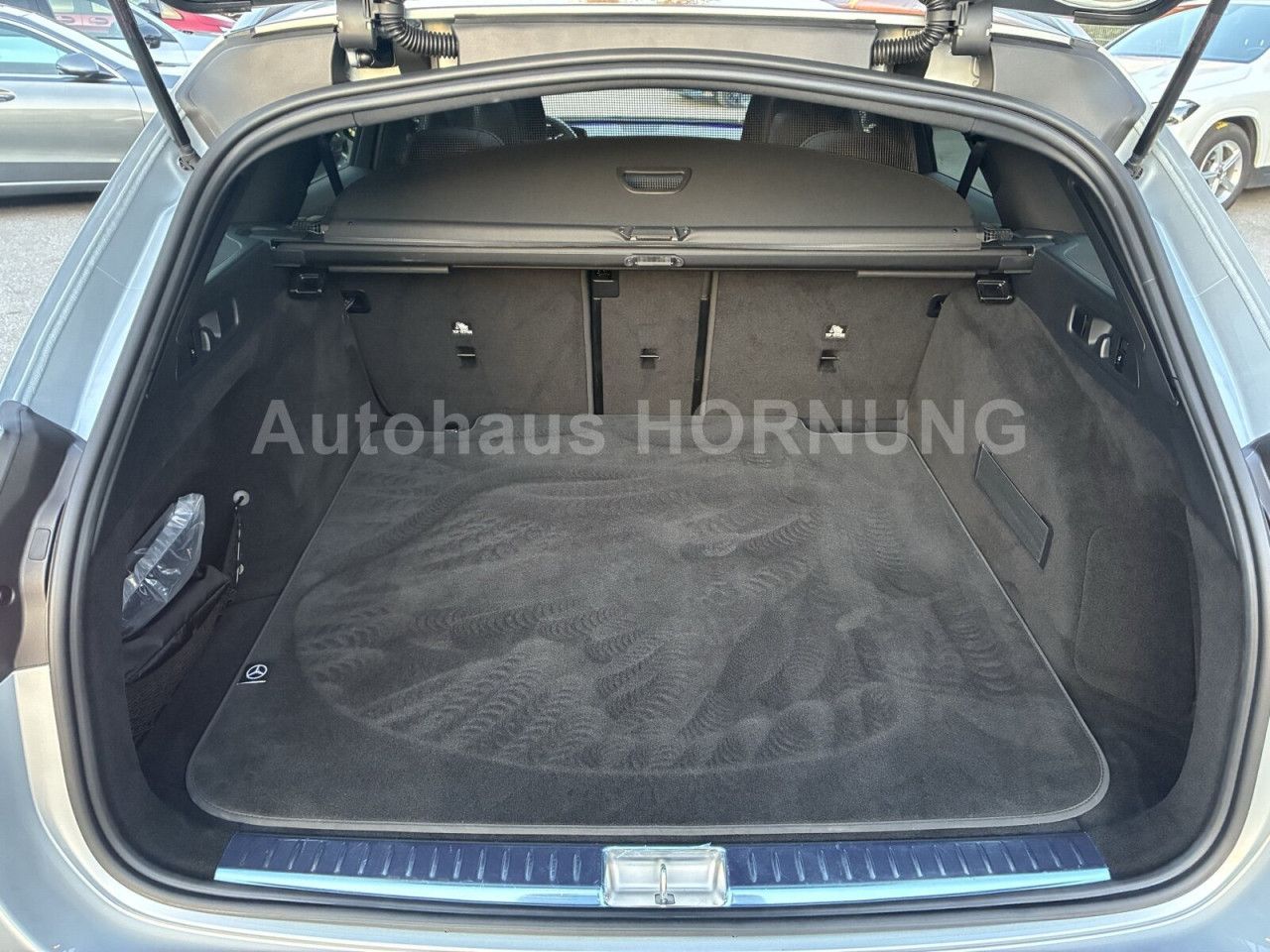Mercedes-Benz E-Klasse – Bild 20