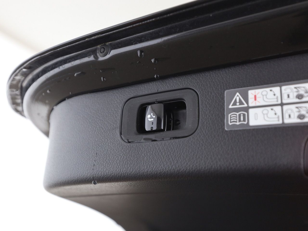 Mercedes-Benz C-Klasse – Bild 24