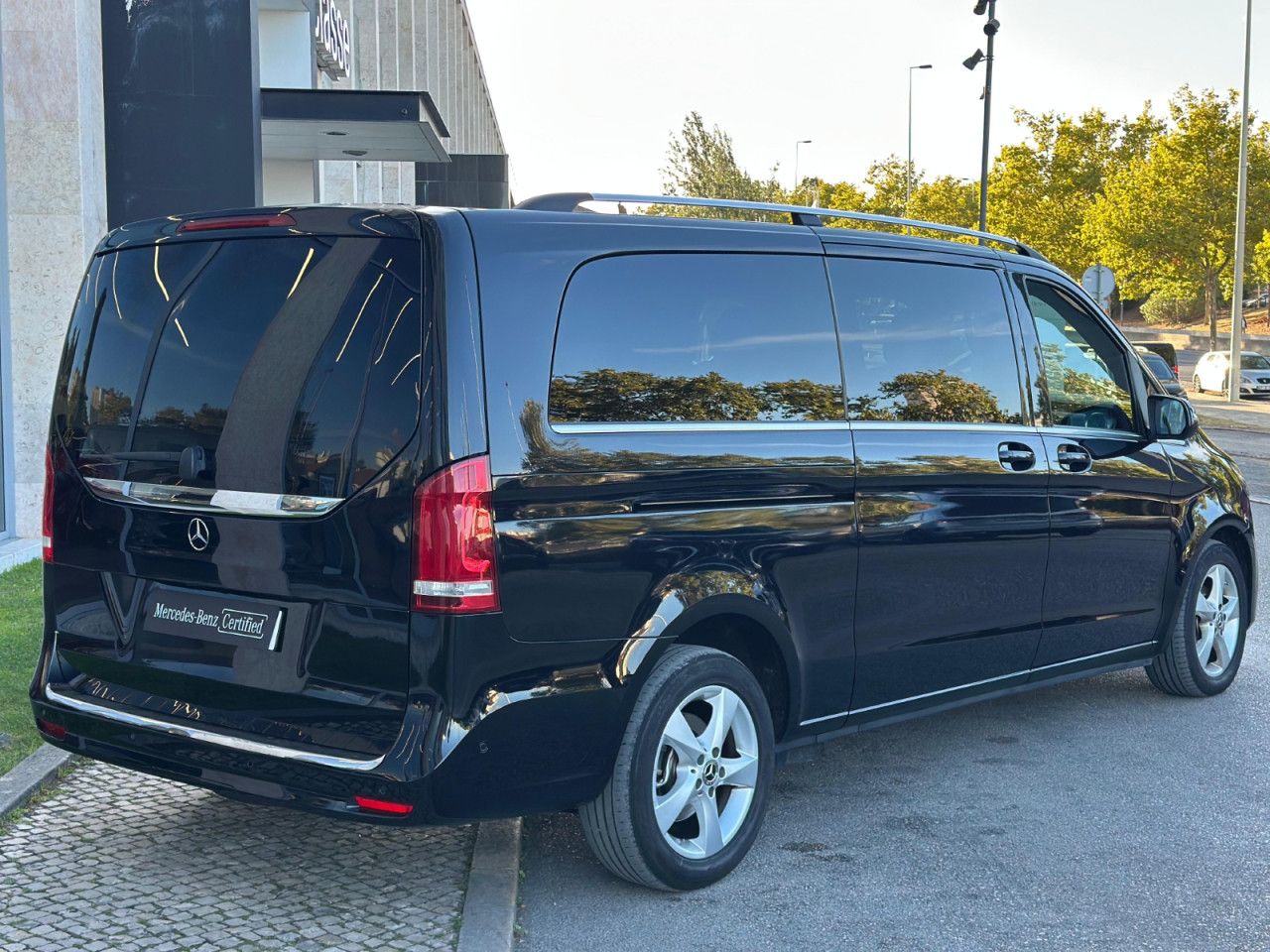 Imagem do veículo 2 / 15