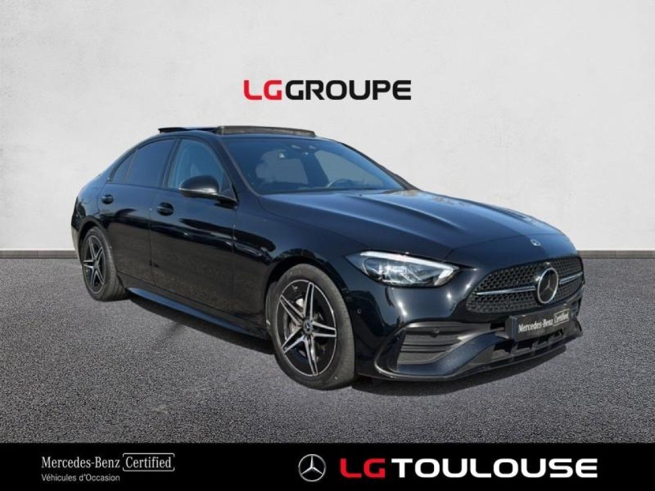 Photo du v&eacute;hicule 3 / 18