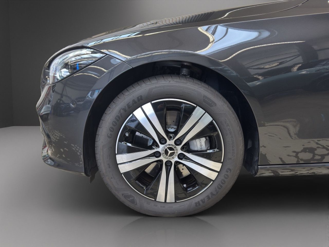 Mercedes-Benz C-Klasse – Bild 4
