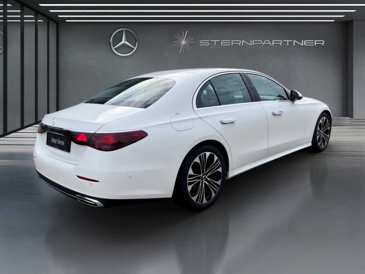 Mercedes-Benz E-Klasse – Bild 13