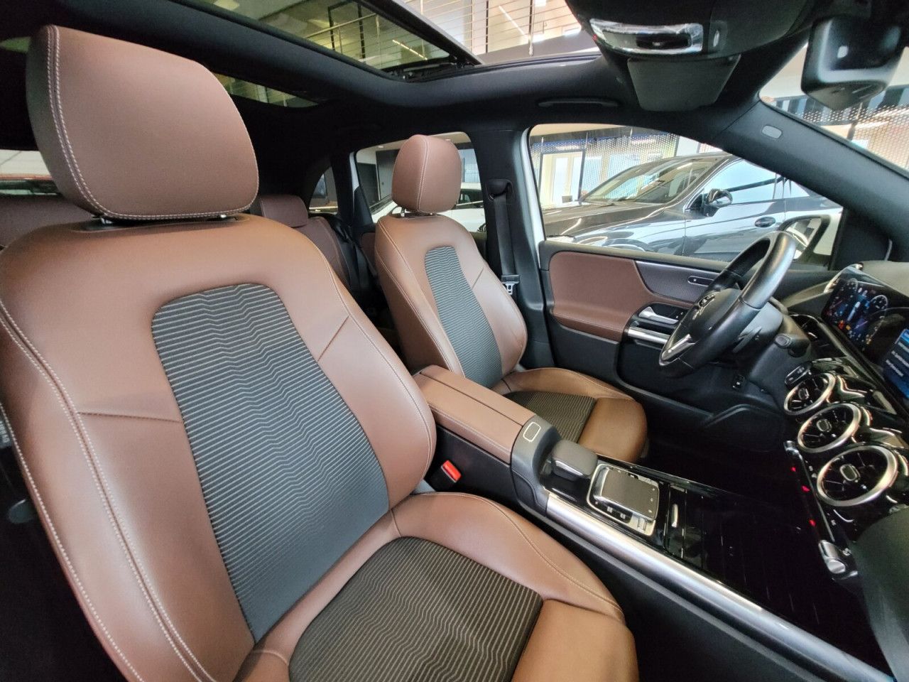 Fahrzeugbild 10 / 15