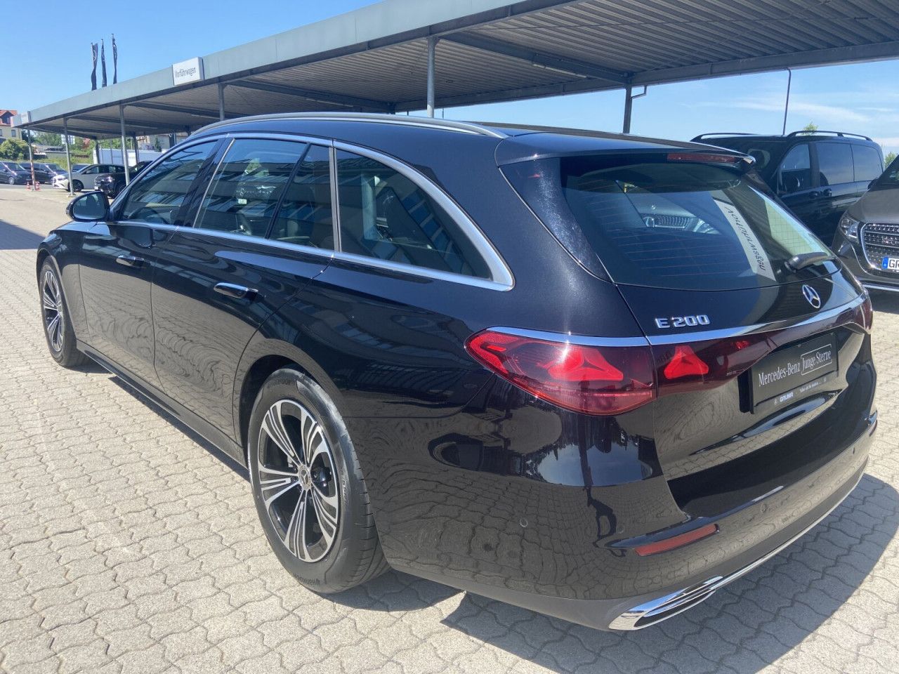 Mercedes-Benz E-Klasse – Bild 9