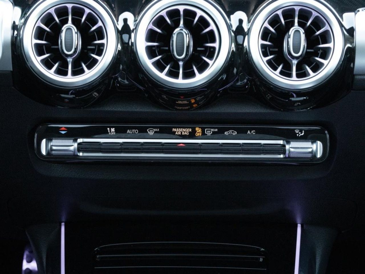 Mercedes-Benz GLB – Bild 9