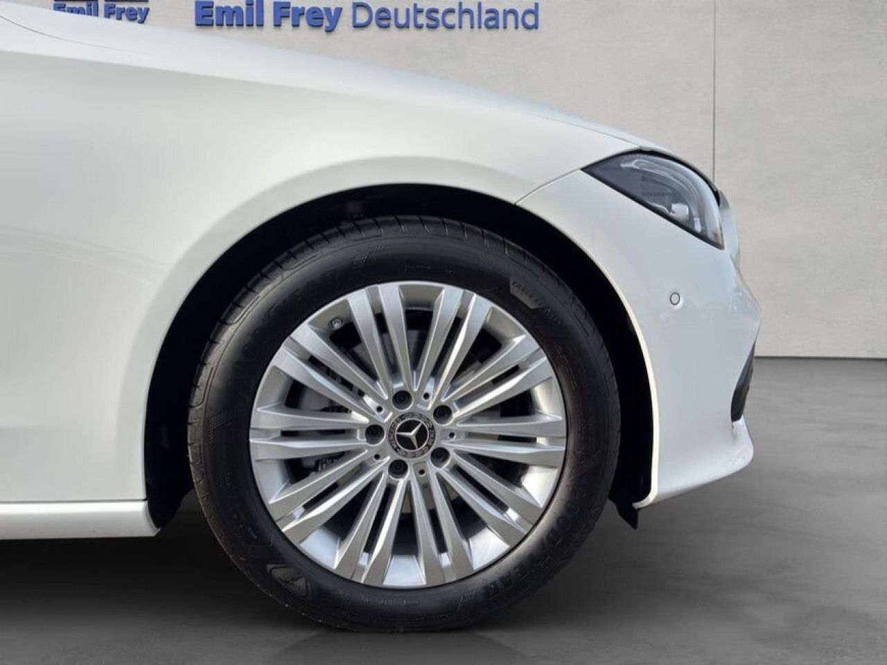 Mercedes-Benz C-Klasse – Bild 29