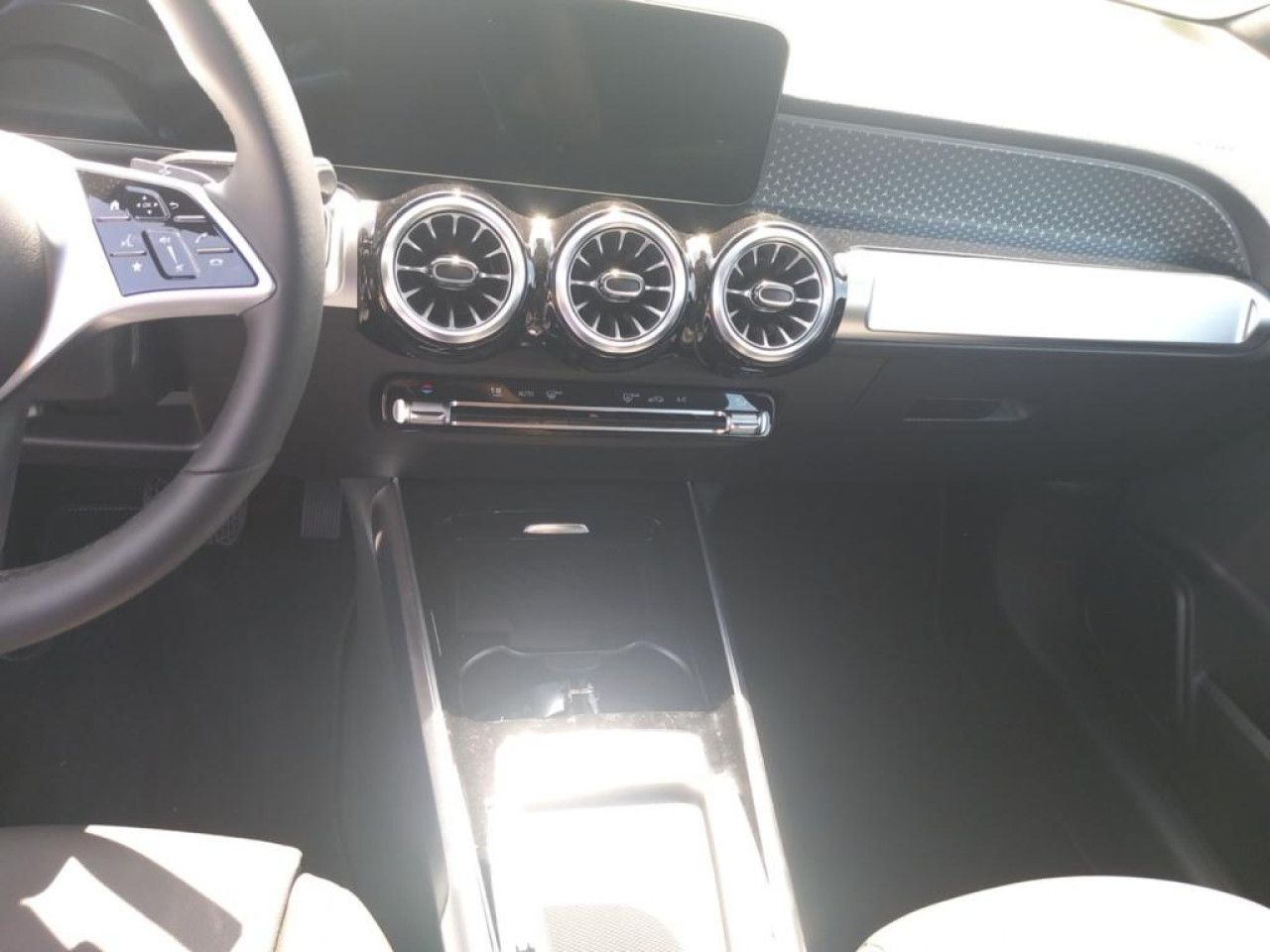 Mercedes-Benz GLB – Bild 11