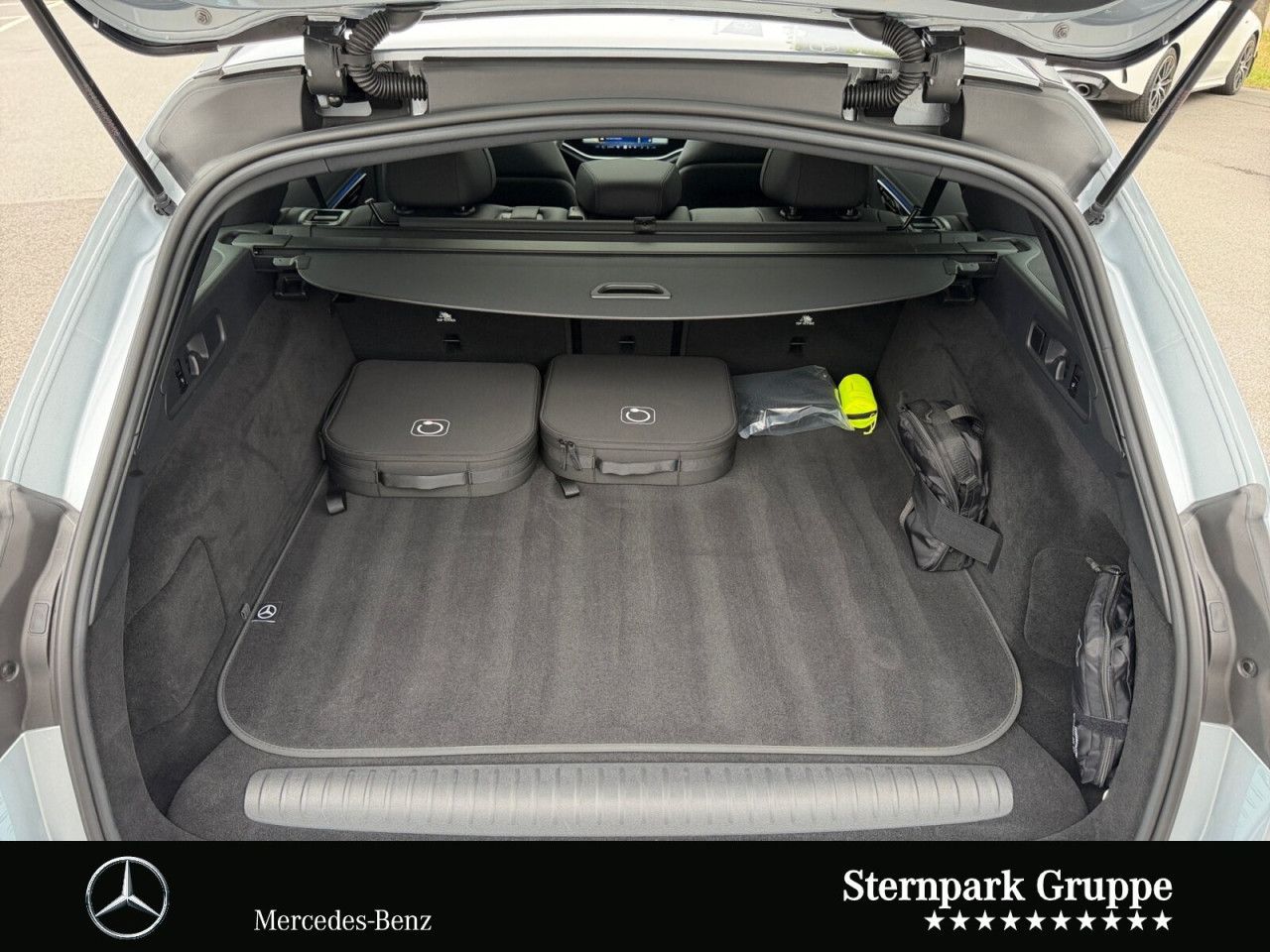 Mercedes-Benz E-Klasse – Bild 16