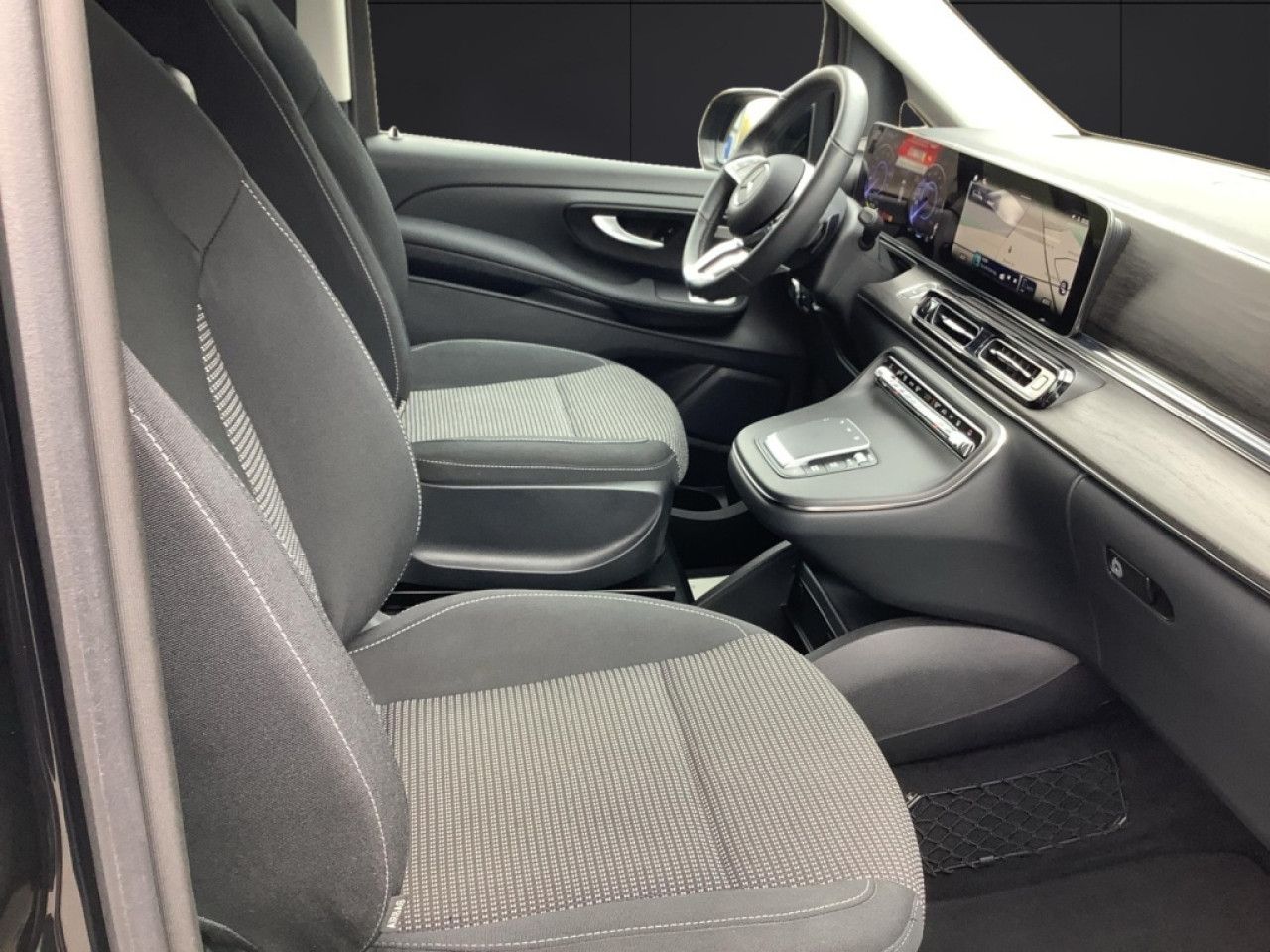 Mercedes-Benz EQV – Bild 11