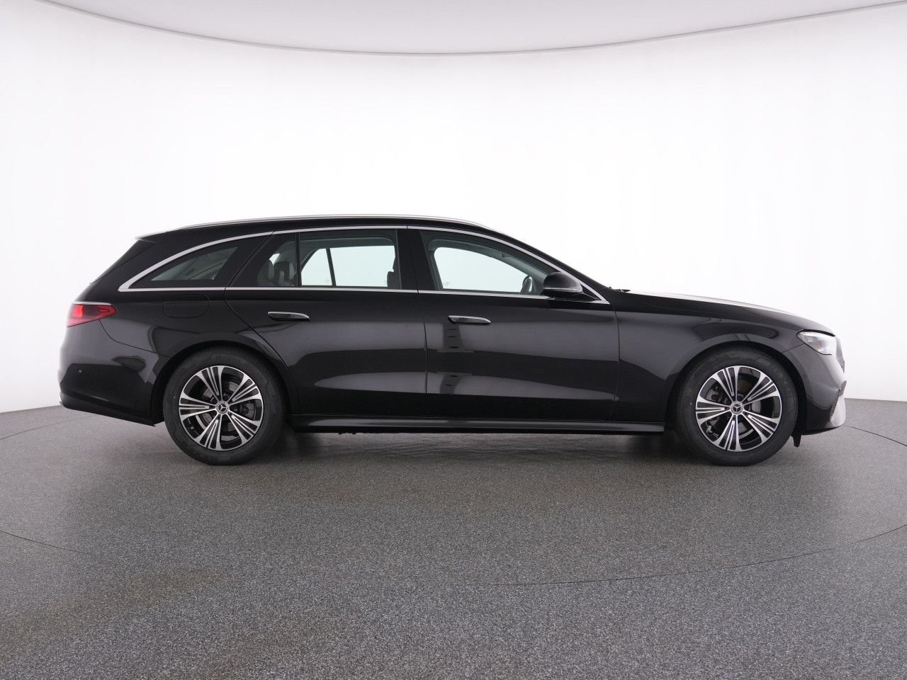 Mercedes-Benz E-Klasse – Bild 11