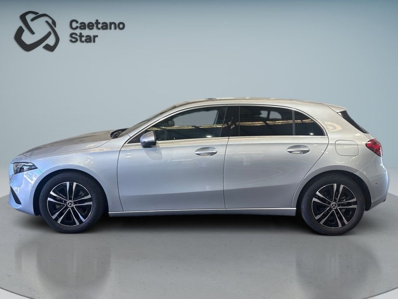 Imagem do veículo 1 / 13