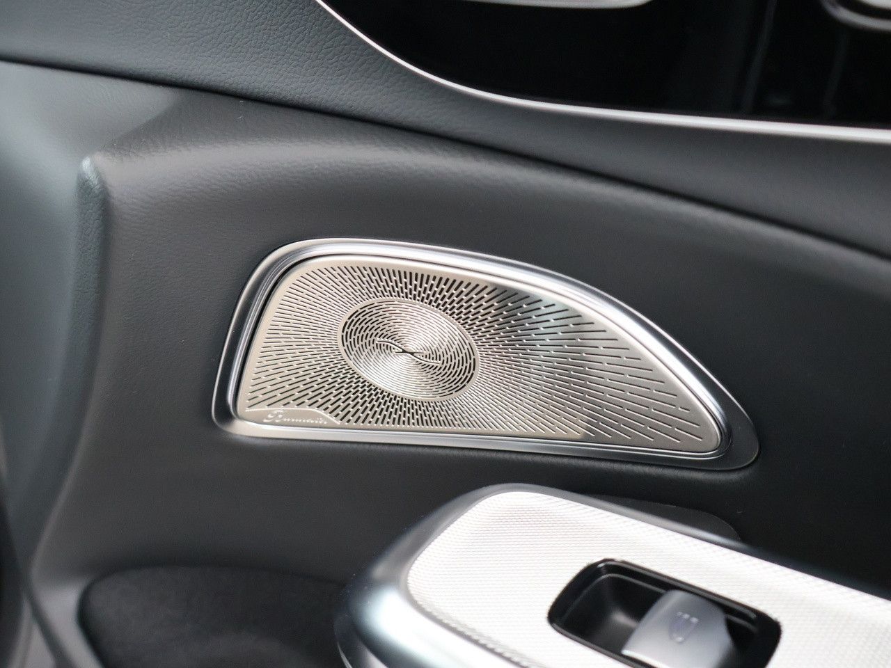 Mercedes-Benz E-Klasse – Bild 19