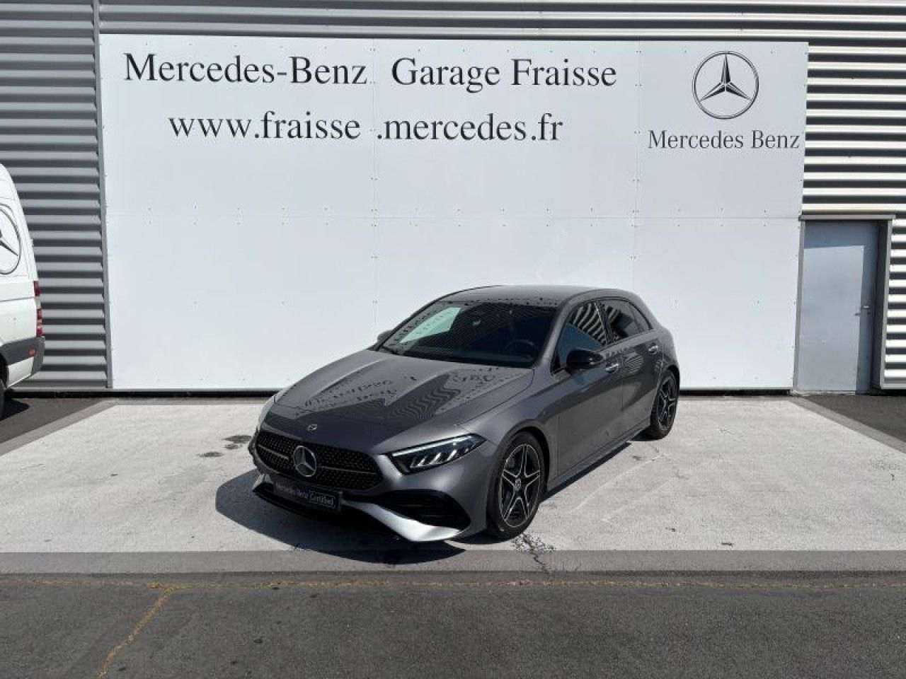 Photo du véhicule 1 / 17