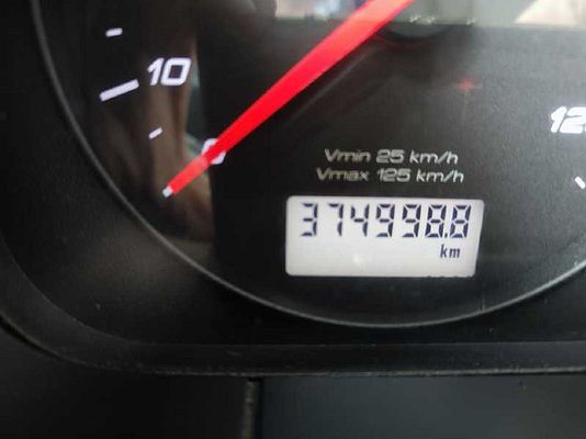 Vehicle image 12 / 12