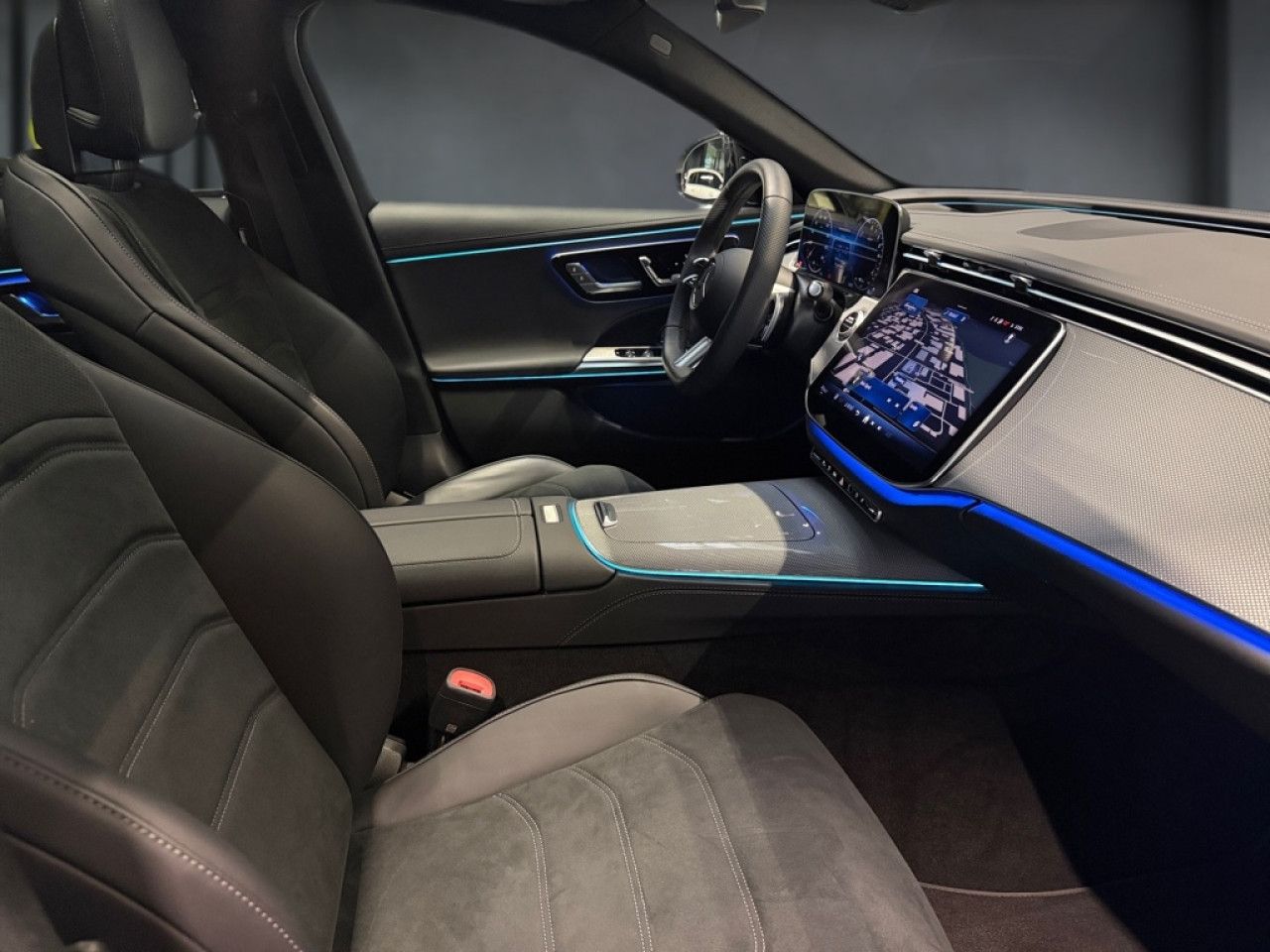 Mercedes-Benz E-Klasse – Bild 16