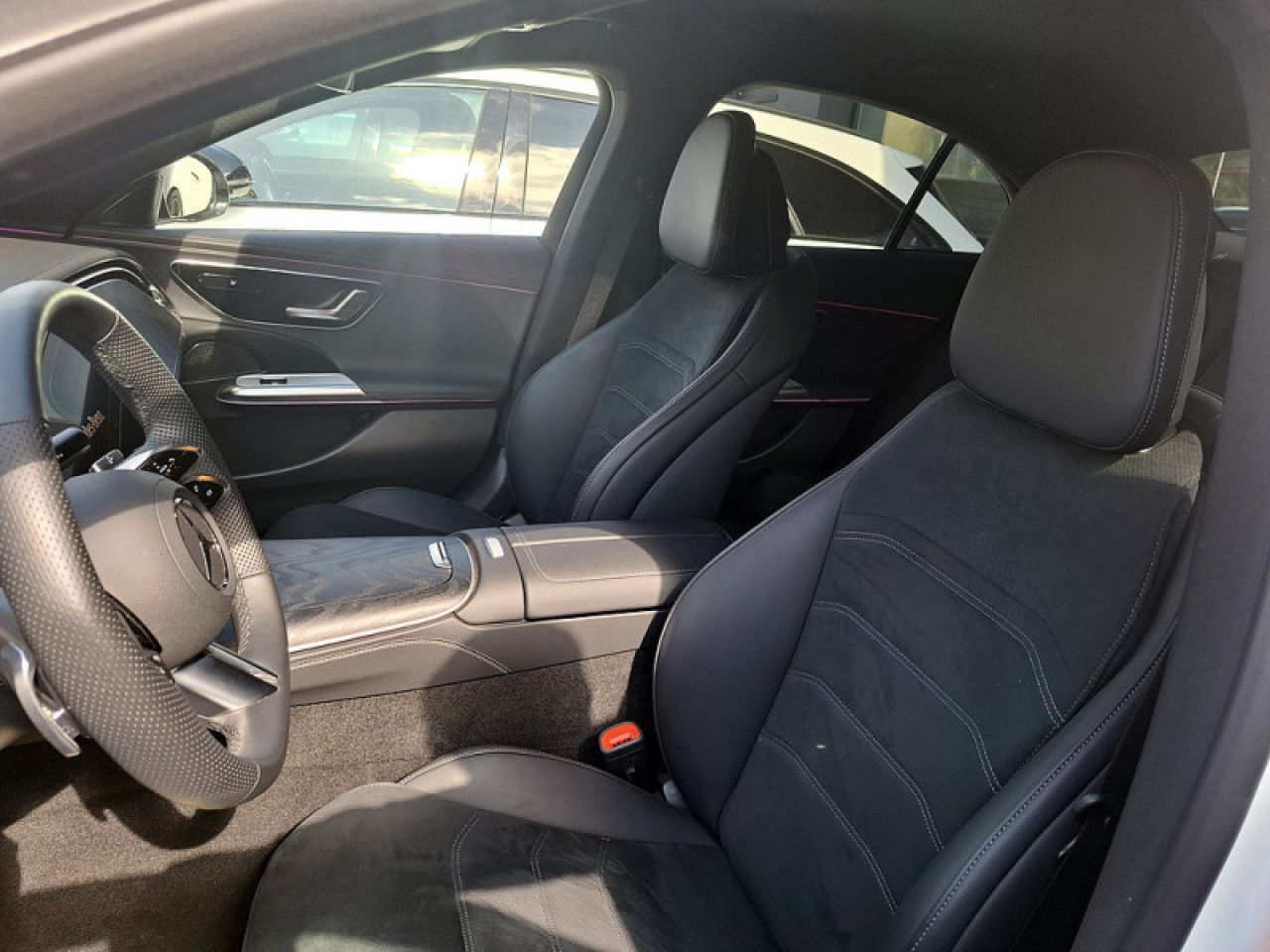 Mercedes-Benz E-Klasse – Bild 13