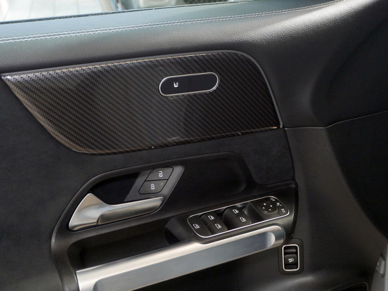 Mercedes-Benz GLB – Bild 14