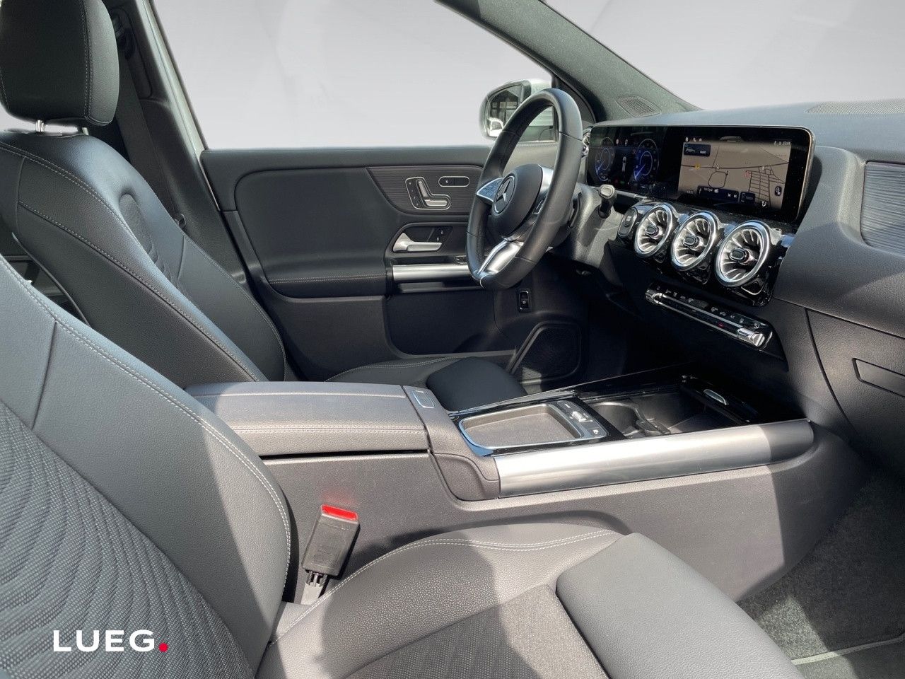 Mercedes-Benz EQA – Bild 8