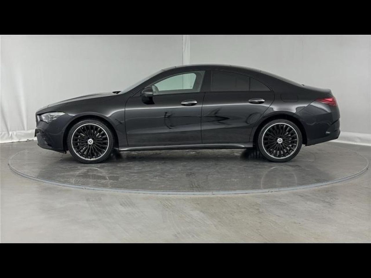 Photo du v&eacute;hicule 8 / 18