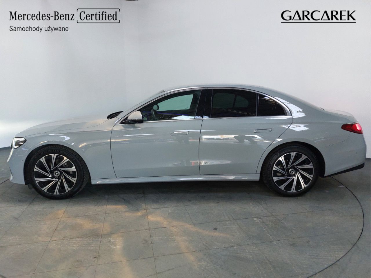 Zdjęcie pojazdu 1 / 21