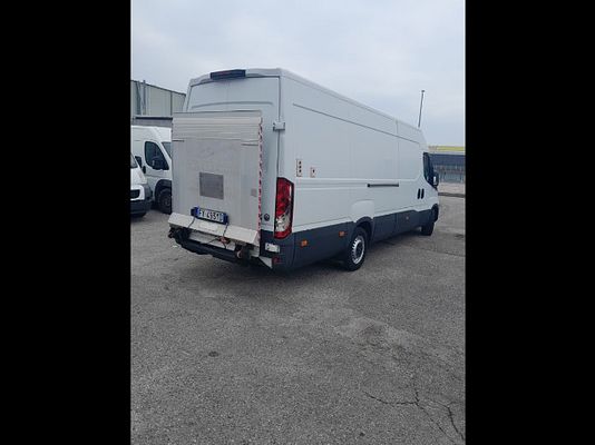 Vehicle image 20 / 20