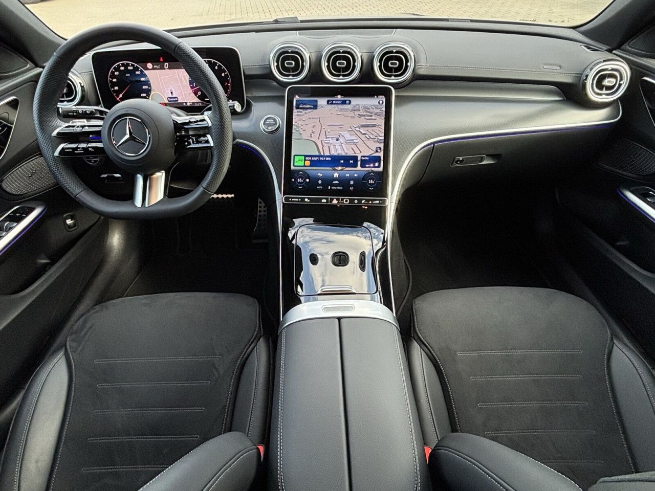 Mercedes-Benz C-Klasse – Bild 15