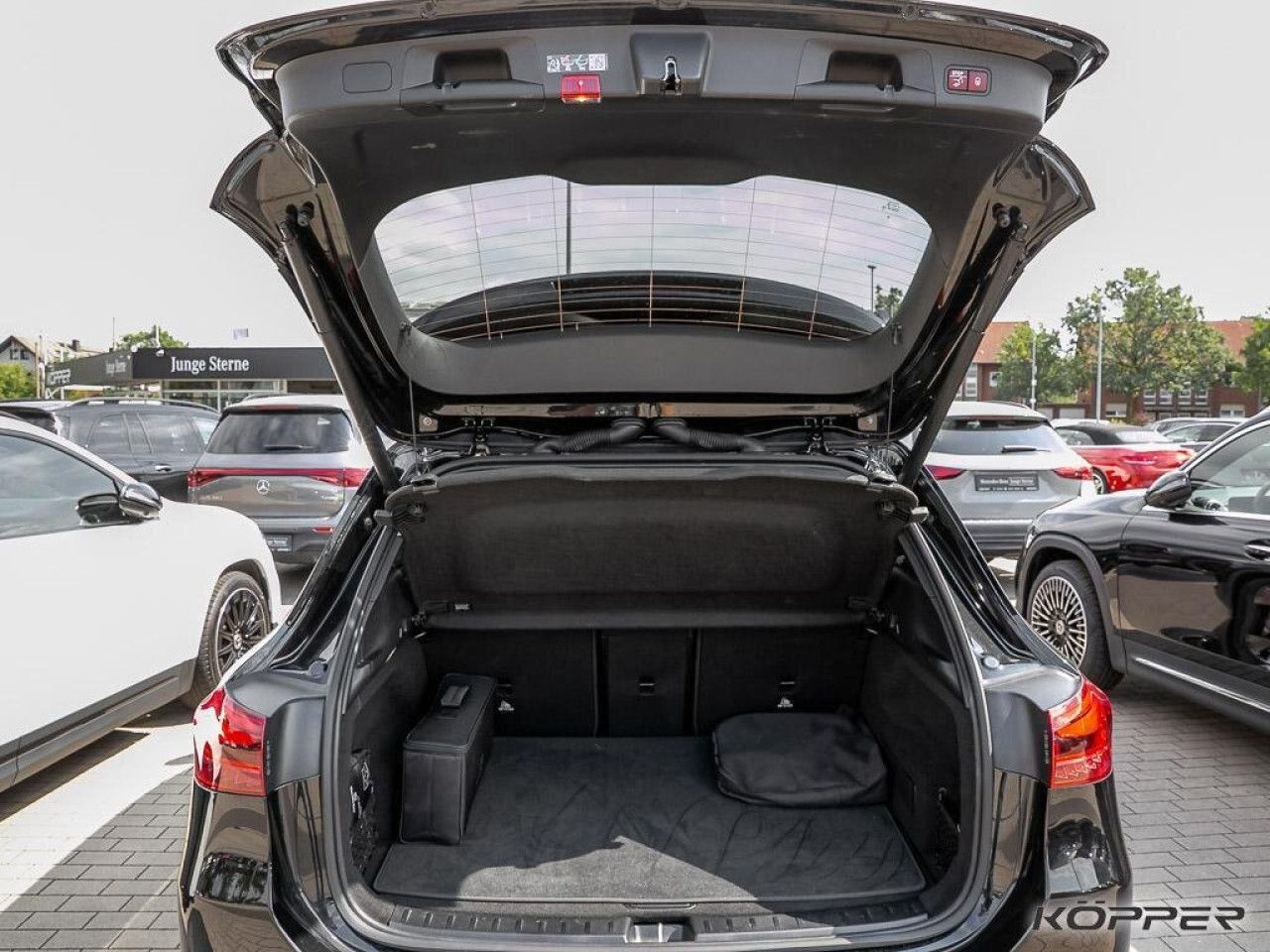 Mercedes-Benz EQA – Bild 10