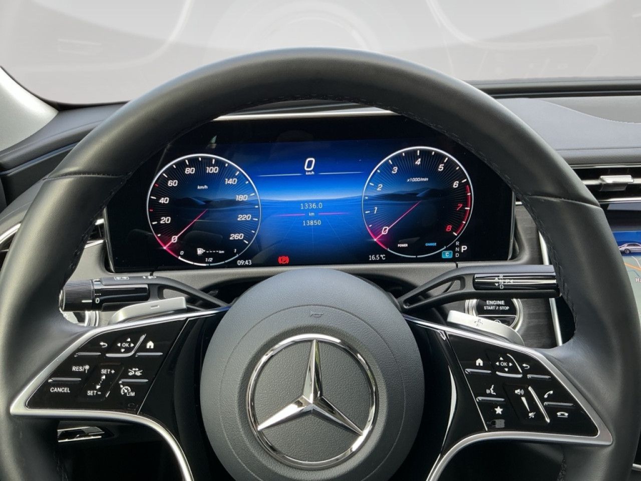 Mercedes-Benz E-Klasse – Bild 15