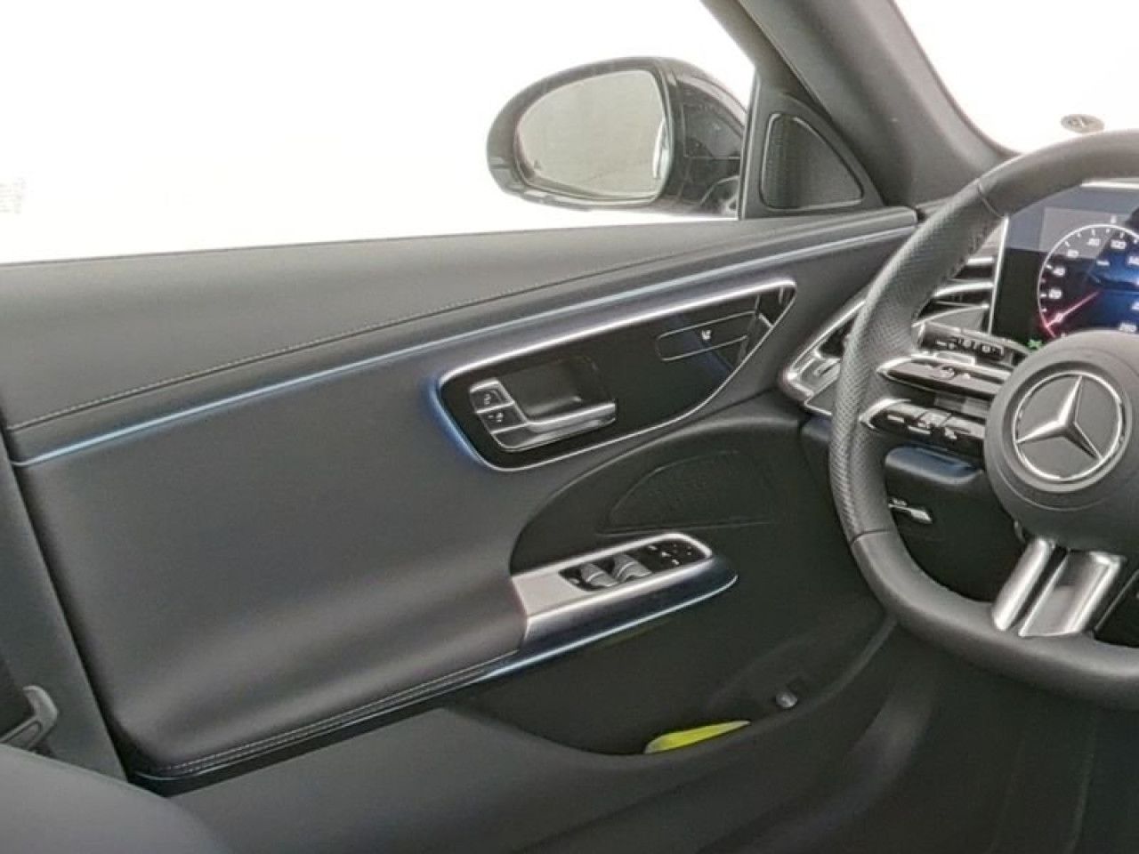 Mercedes-Benz E-Klasse – Bild 9