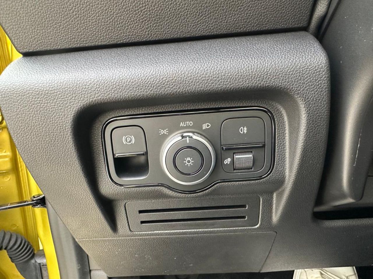 Fahrzeugbild 15 / 19