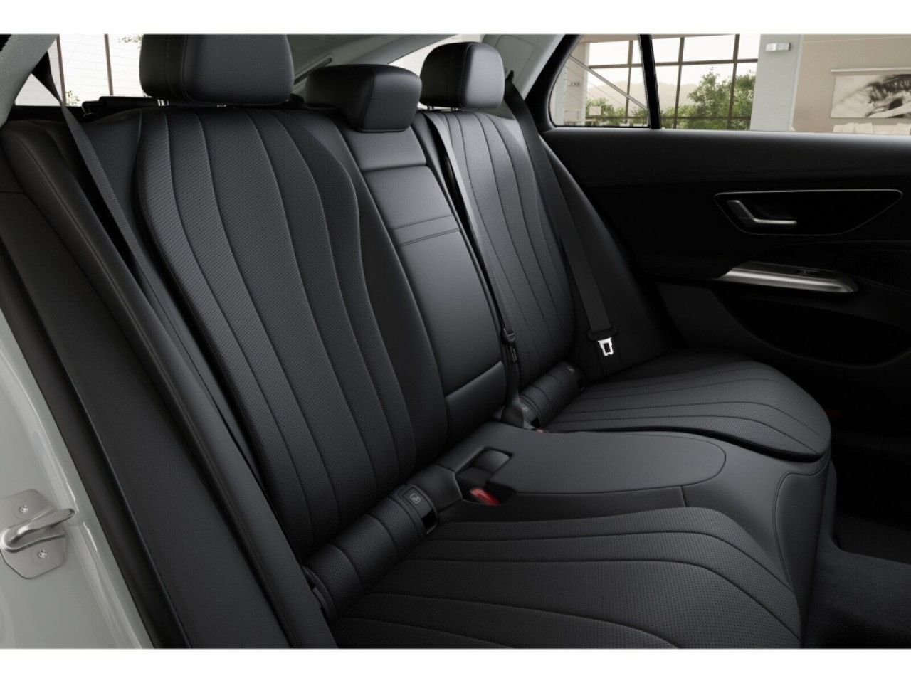 Mercedes-Benz E-Klasse – Bild 9